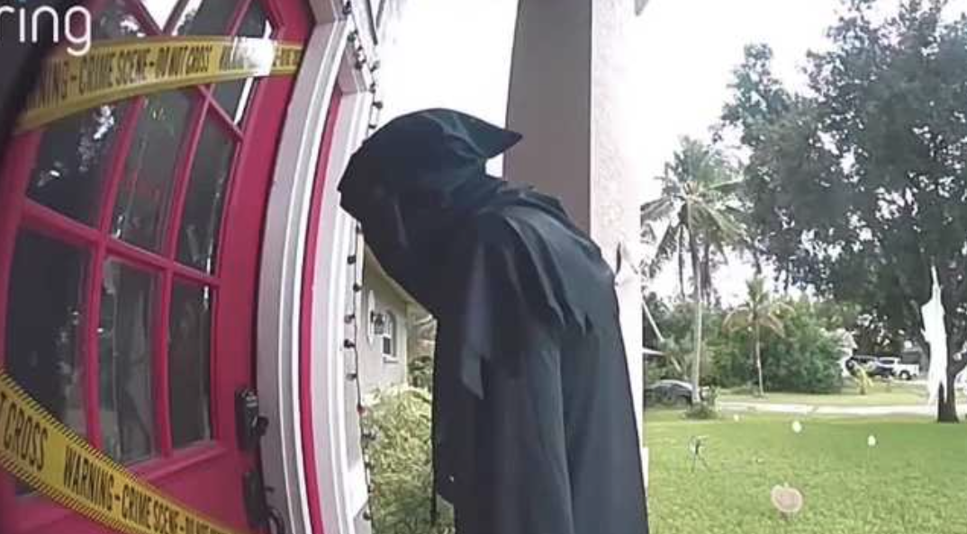 Child dressed as Grim Reaper startles Florida neighbors — Indian Hill Community news