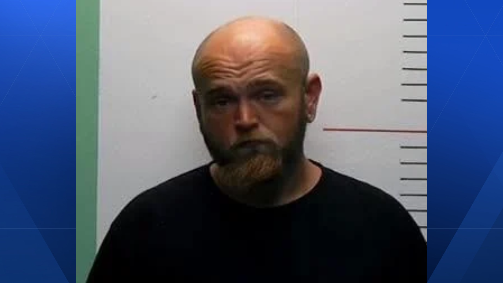 Man arrested for allegedly vandalizing displays for Light Up Middletown — Indian Hill Community news